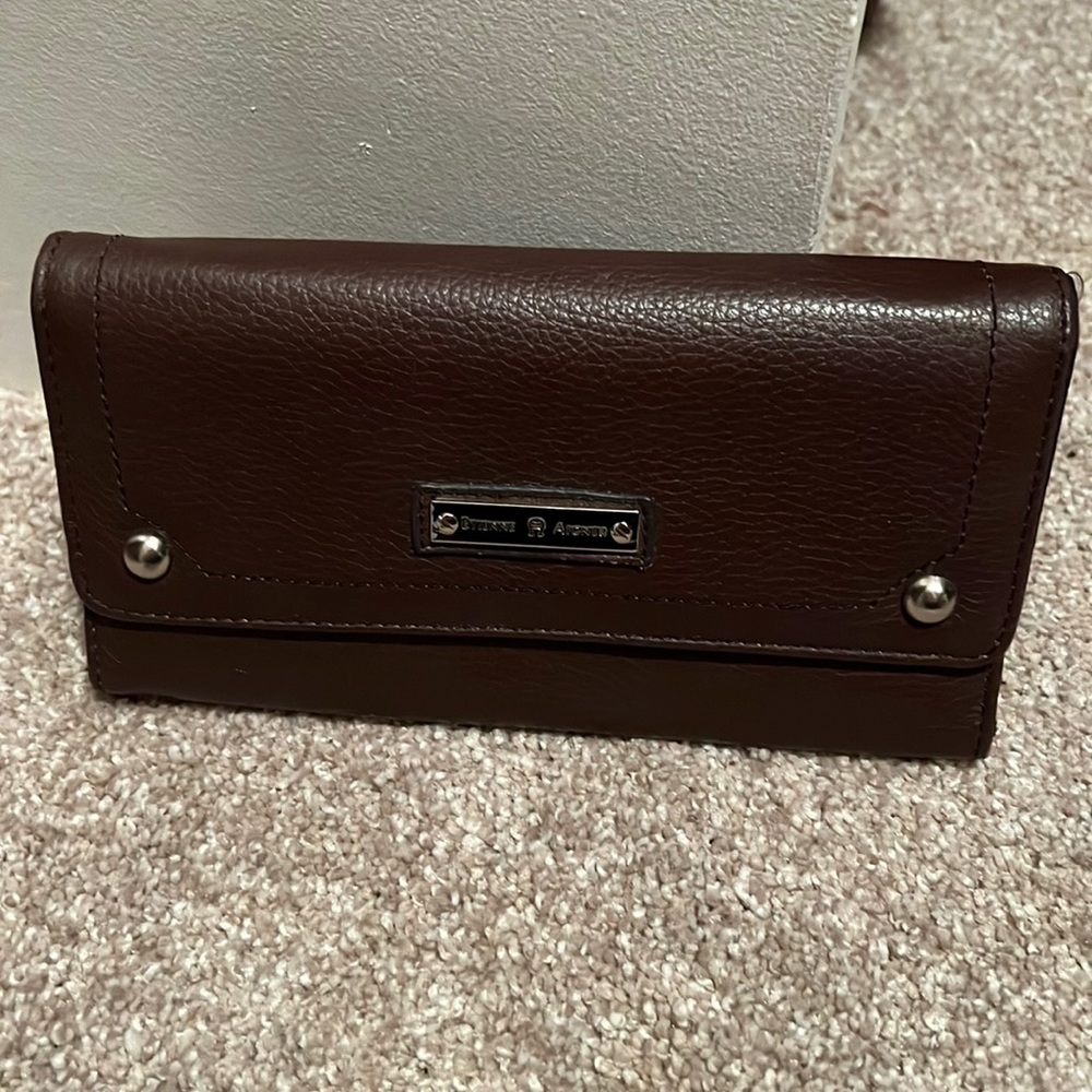 Aigner wallet